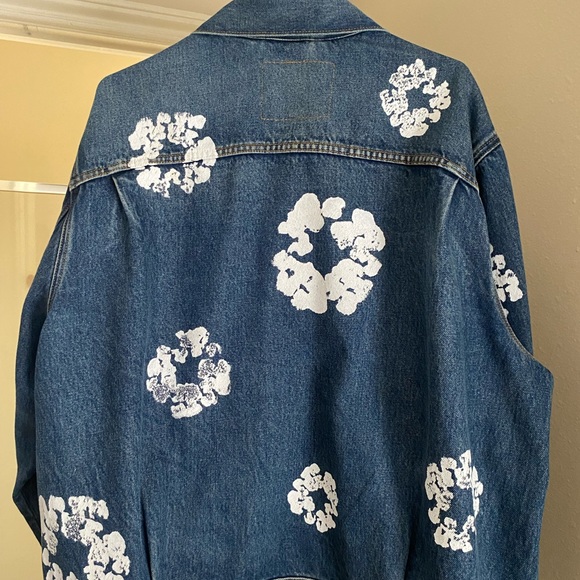 Light blue Jean Denim Tear Denim Jacket - Picture 1 of 3
